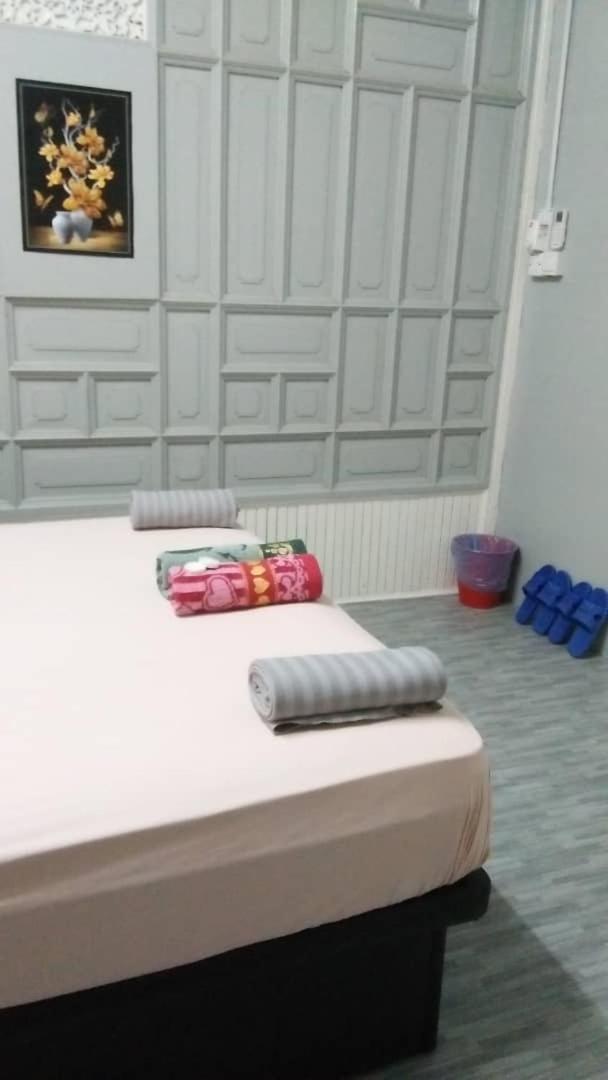 Ila Homestay Kuala Besut Jetty Eksteriør bilde